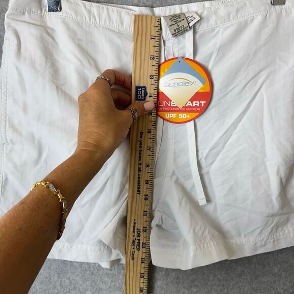 NWT L.L.Bean Shorts Women’s White UPF 50 Casual Coastal Athletic Sun Protection - Picture 7 of 13